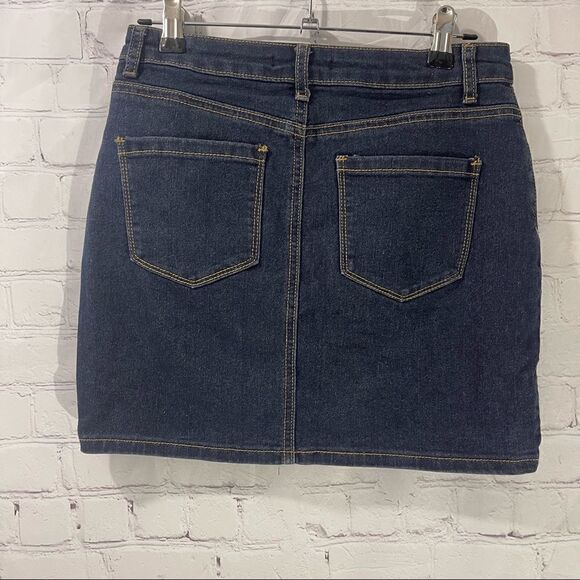 FOREVER 21 denim button fly skirt - Picture 2 of 4